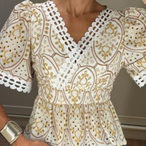 Blusa Peplum Laise Bordado Dourado - Blusa Feminina Delicada