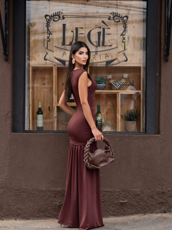 Vestido Longo Alana Sereia Franzido Canelado — Festa e Jantar Marrom