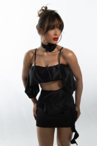 Blusa Cropped Zahra Feminina Moderna