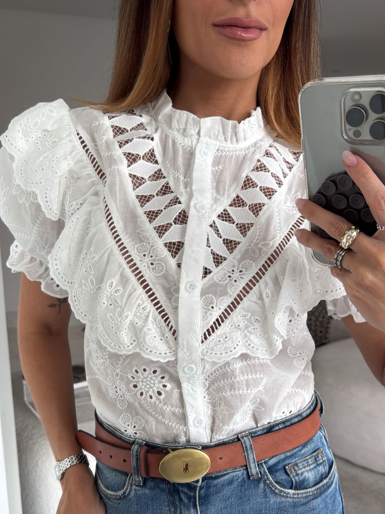 Blusa Laise Babado Gola Alta Branca