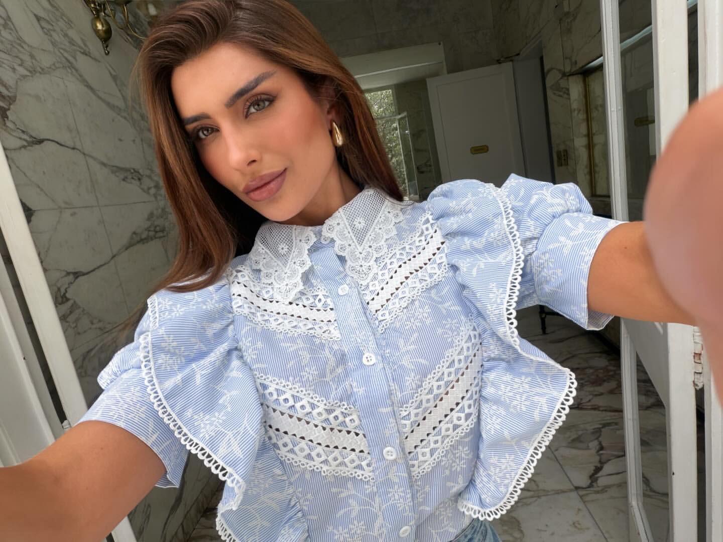 Camisa Laise Babado Azul Claro