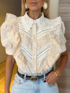 Blusa Cropped Laise Babado Off White Feminina Moderna