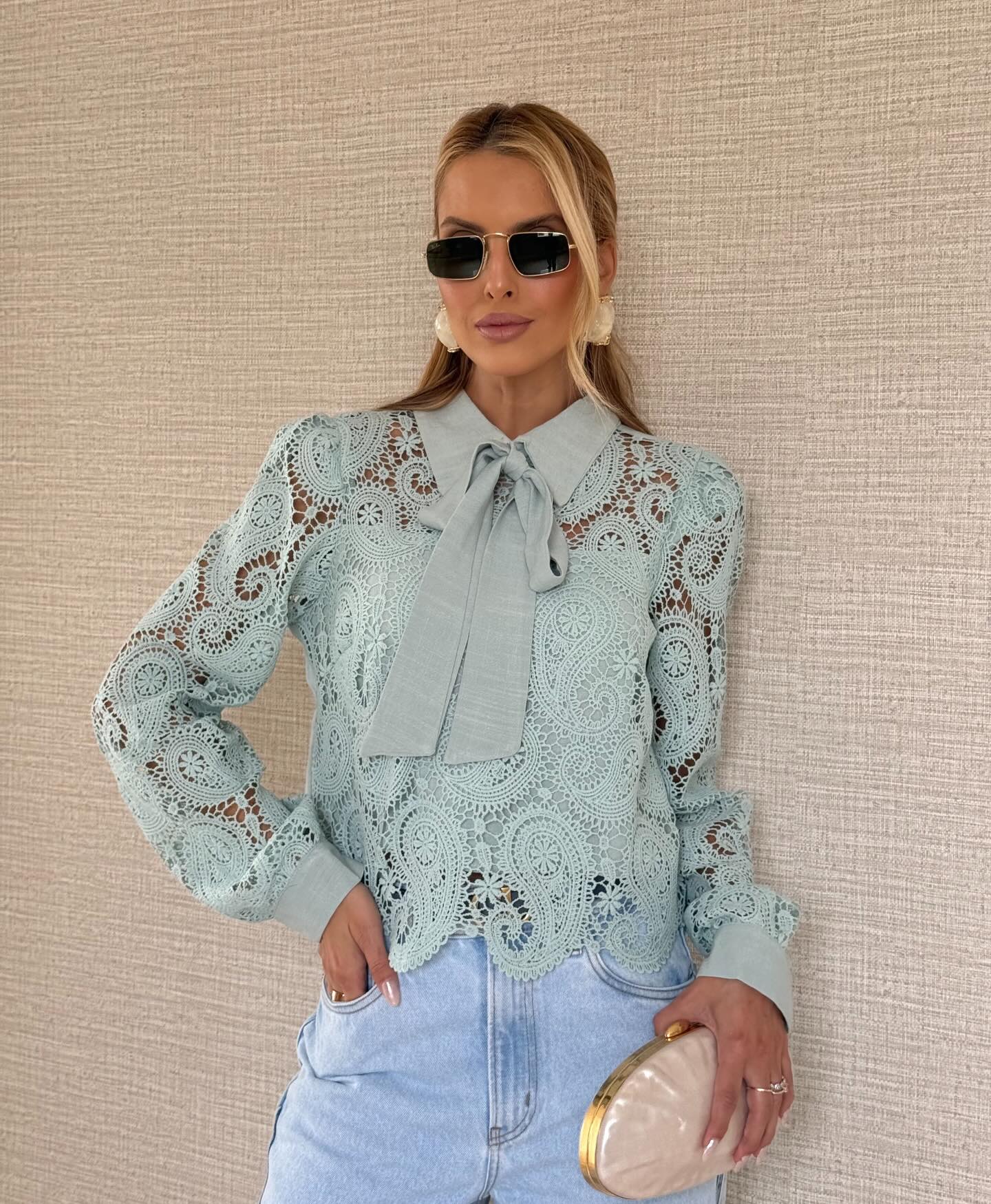 Camisa Laise com Laco Verde Agua