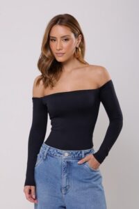 Blusa Ombro a Ombro Manga Longa Leticia Feminina Moderna