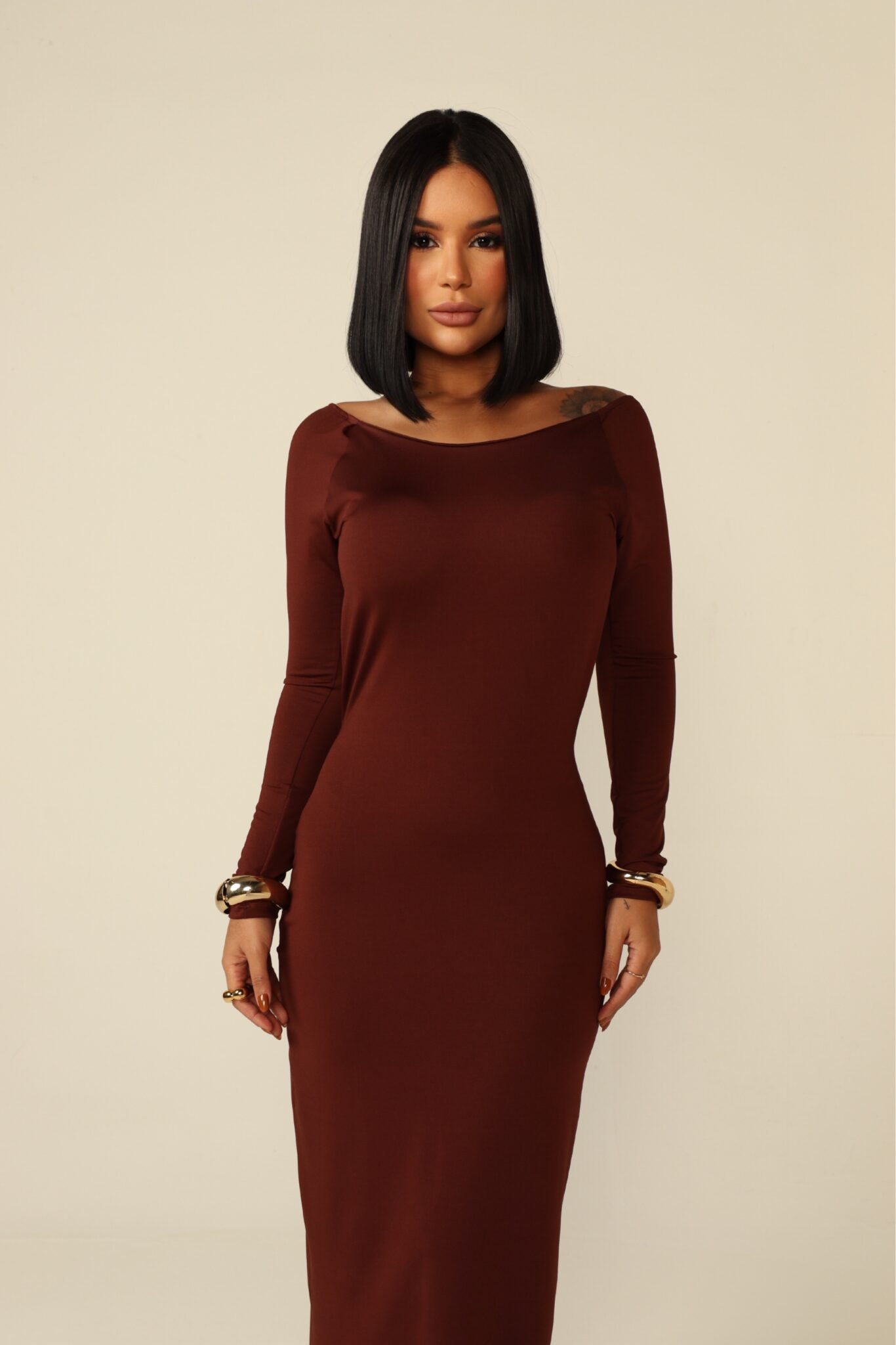 Vestido Longo e Costas Nua Bia