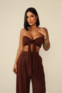 Blusa Cropped Amarração Multiforma Aline Feminina Moderna